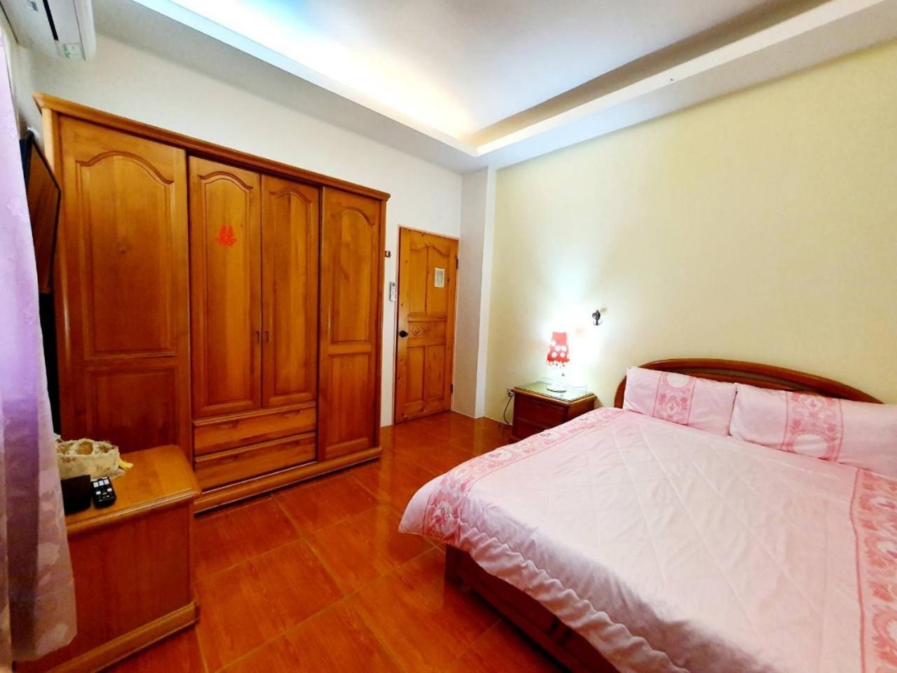 ווג'ייה Yilan Xiang Feng Homestay מראה חיצוני תמונה