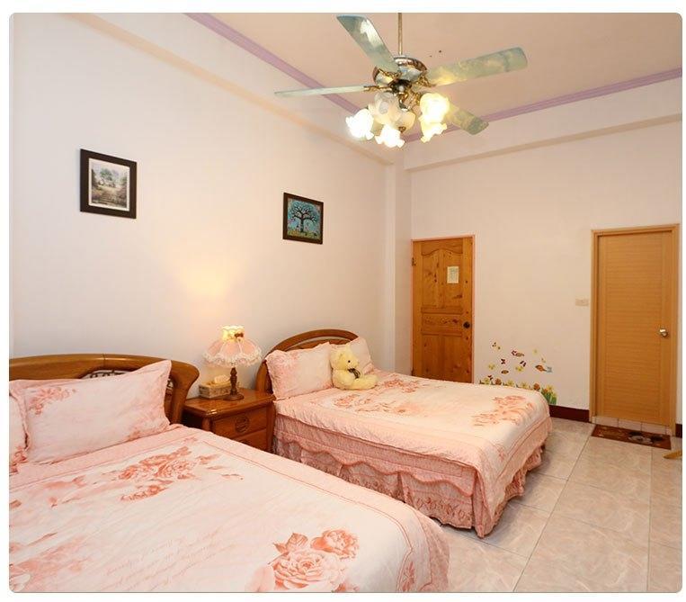 ווג'ייה Yilan Xiang Feng Homestay מראה חיצוני תמונה