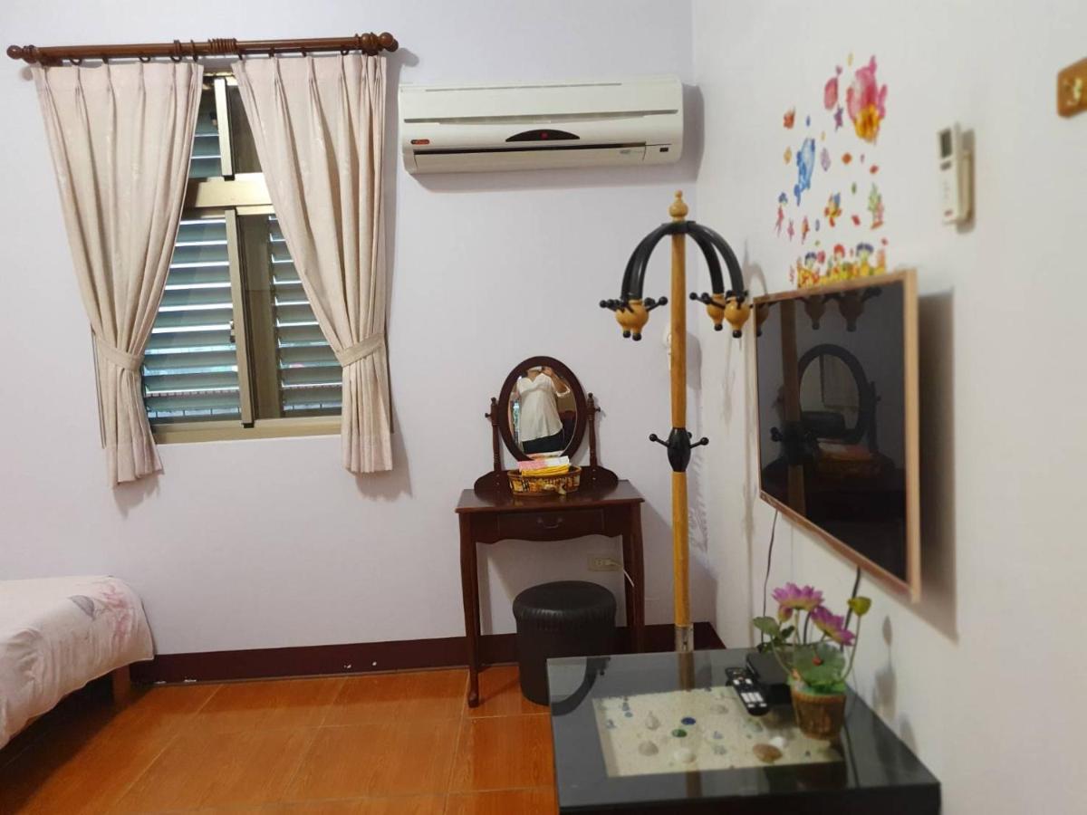 ווג'ייה Yilan Xiang Feng Homestay מראה חיצוני תמונה